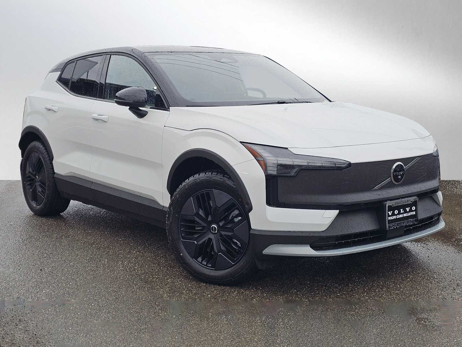 2026 Volvo EX30 Twin Motor Cross Country Ultra's photo