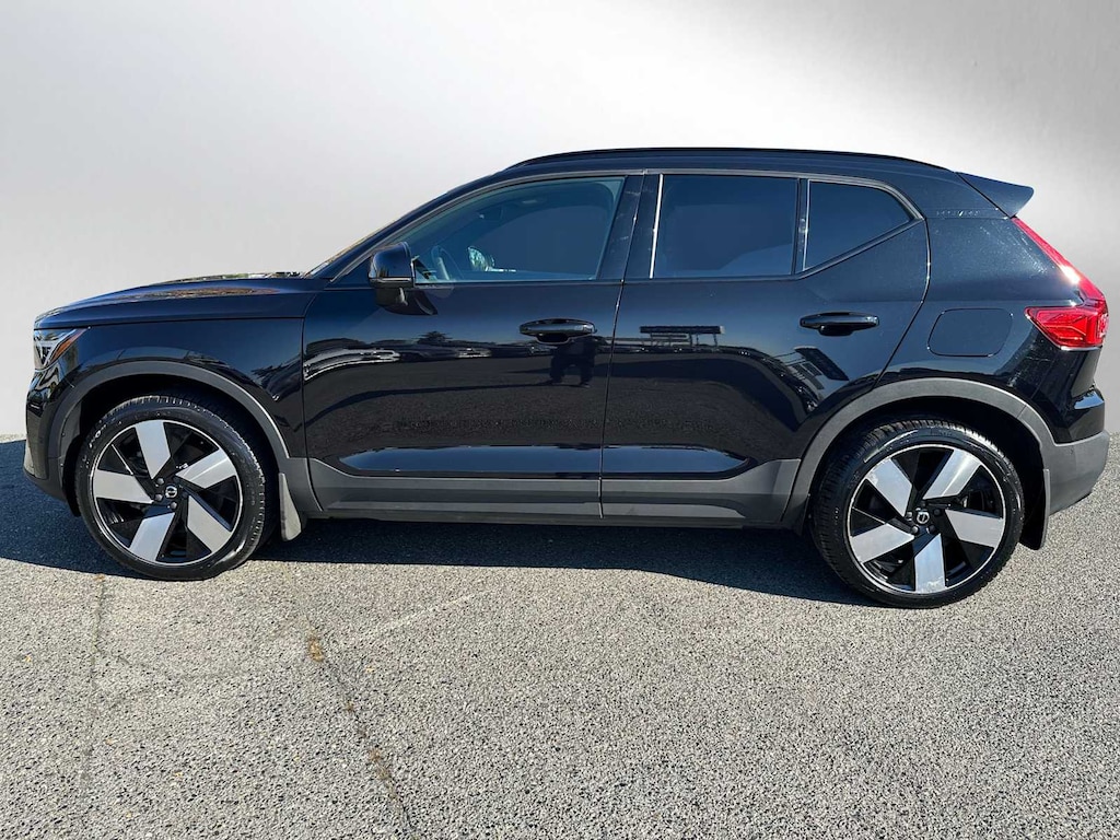 Certified 2023 Volvo XC40 Recharge Pure Electric Ultimate SUV