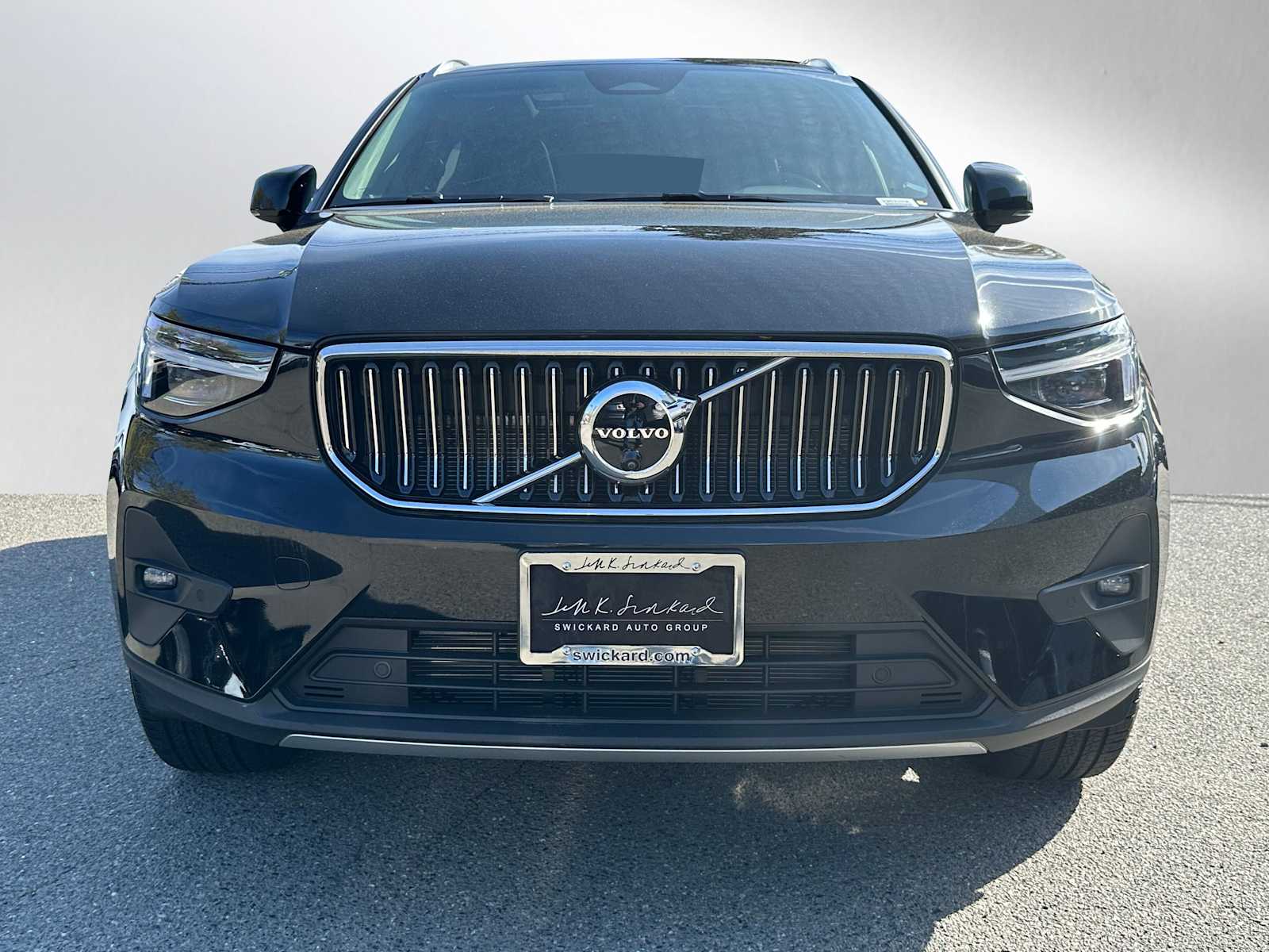Certified 2024 Volvo XC40 Plus with VIN YV4L12UE1R2303203 for sale in Bellevue, WA