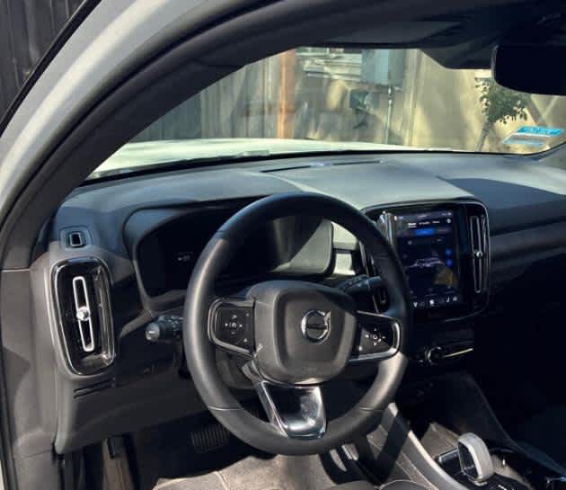 Used 2023 Volvo XC40 Ultimate with VIN YV4ED3UM6P2990592 for sale in Bellevue, WA