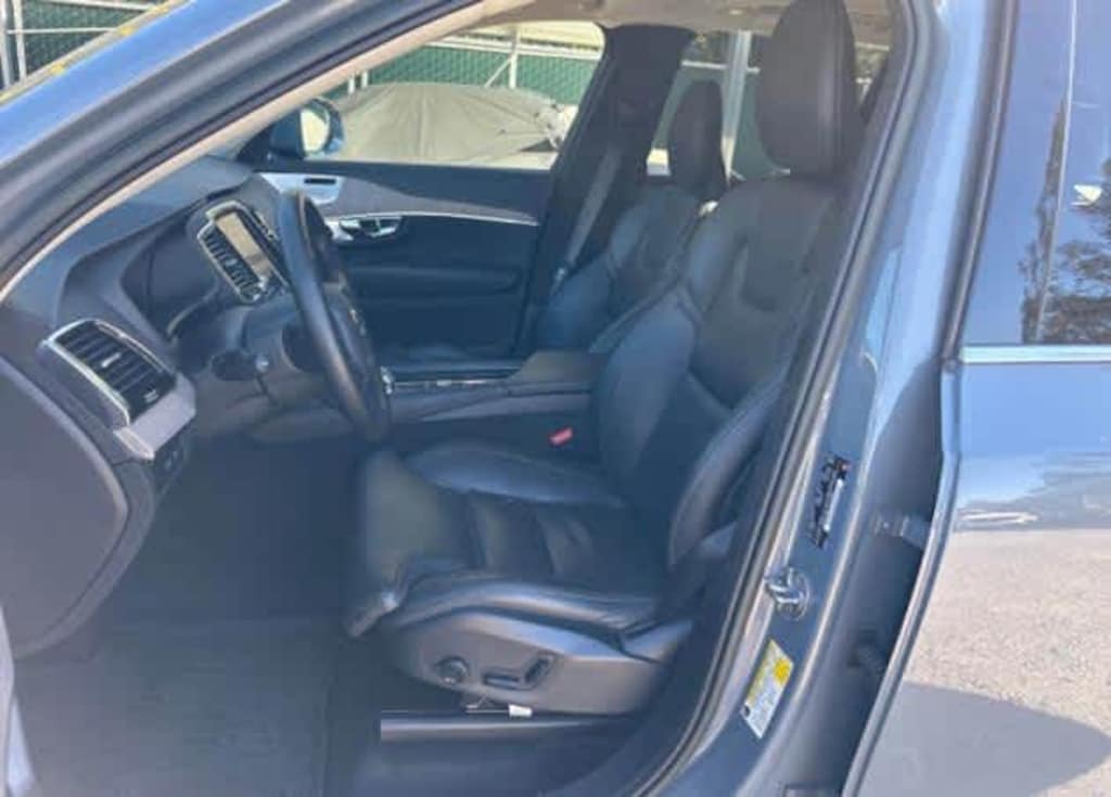 Used 2023 Volvo XC90 Recharge Plug-In Hybrid Ultimate 6-Seater SUV