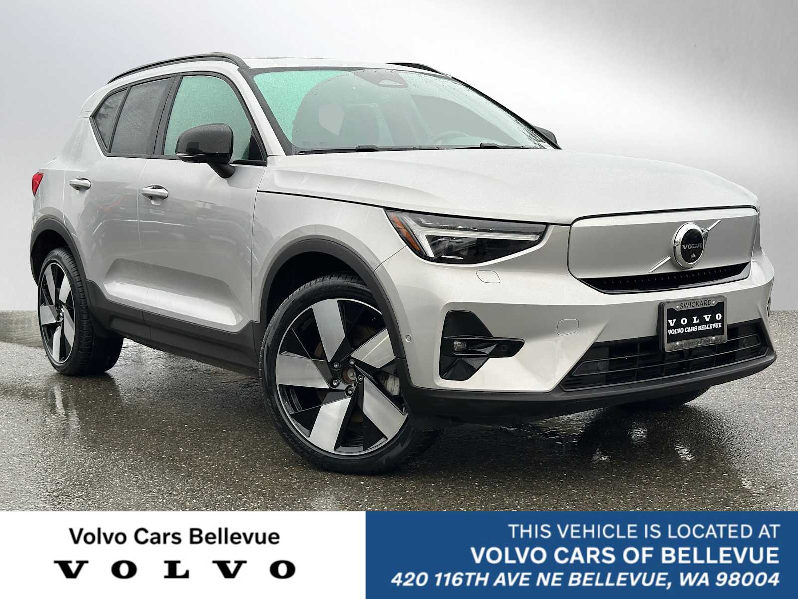 2023 Volvo XC40 Ultimate's photo