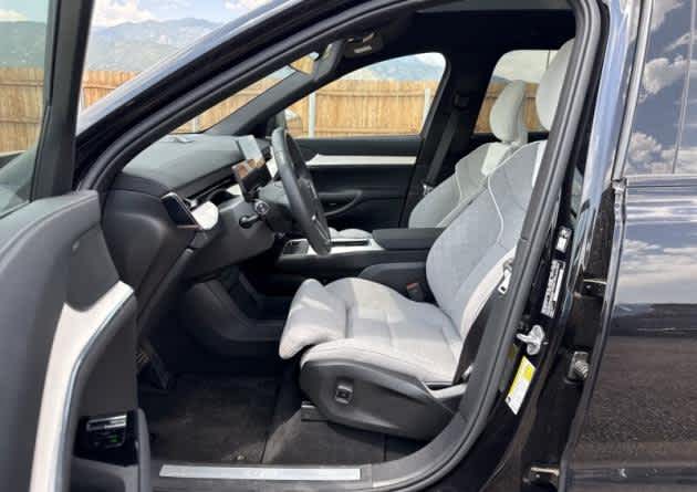 Used 2025 Volvo EX90 Ultra with VIN 7JDE23KL9SG005966 for sale in Bellevue, WA