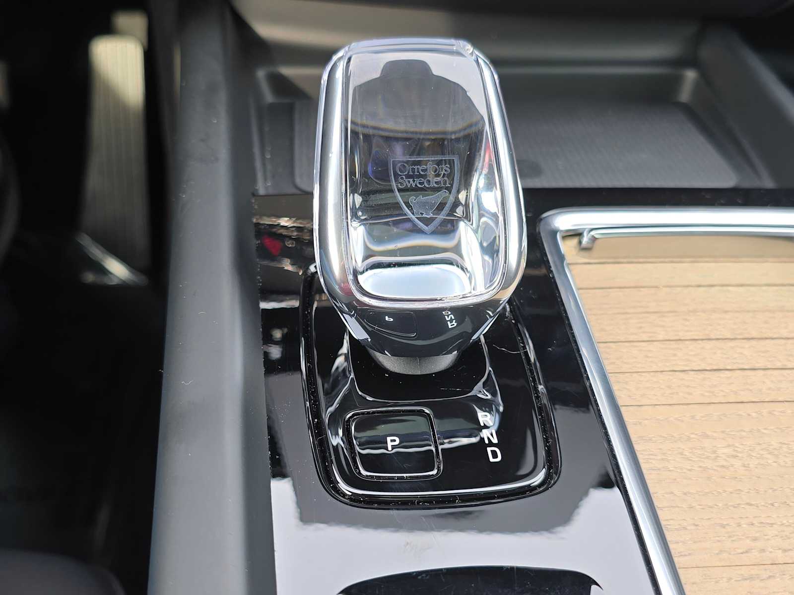 2026 Volvo XC60 Plus - Photo 31