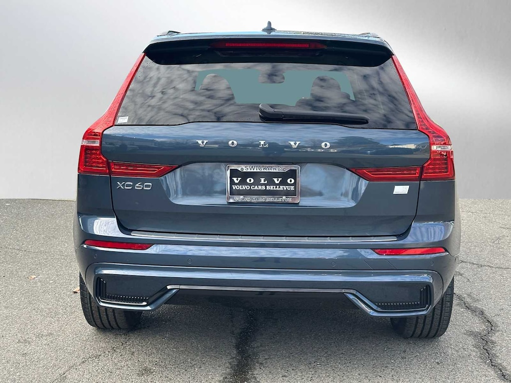Certified 2024 Volvo XC60 plug-in hybrid T8 Plus Dark SUV
