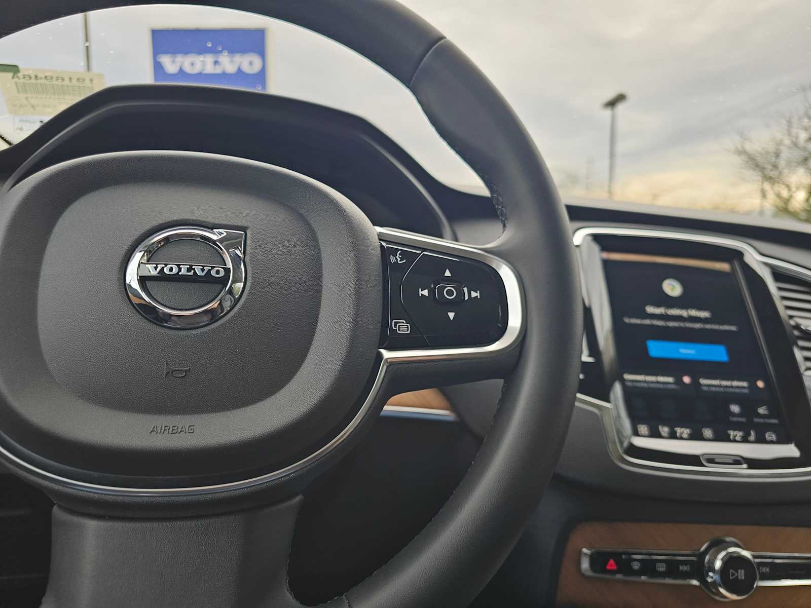2023 Volvo XC90 Plus - Photo 31