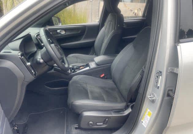 Used 2023 Volvo XC40 Ultimate with VIN YV4ED3UM8P2930376 for sale in Bellevue, WA