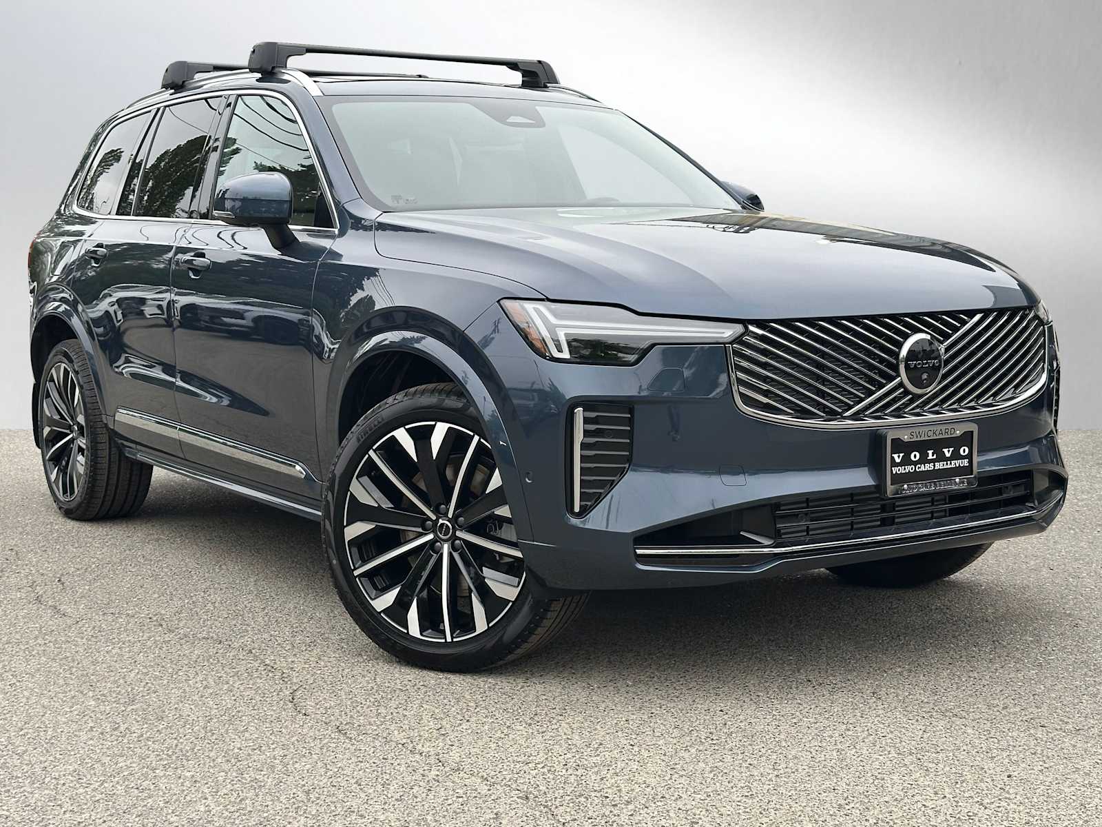2026 Volvo XC90 T8 Recharge Plus Bright 7-Seat 4WD's photo