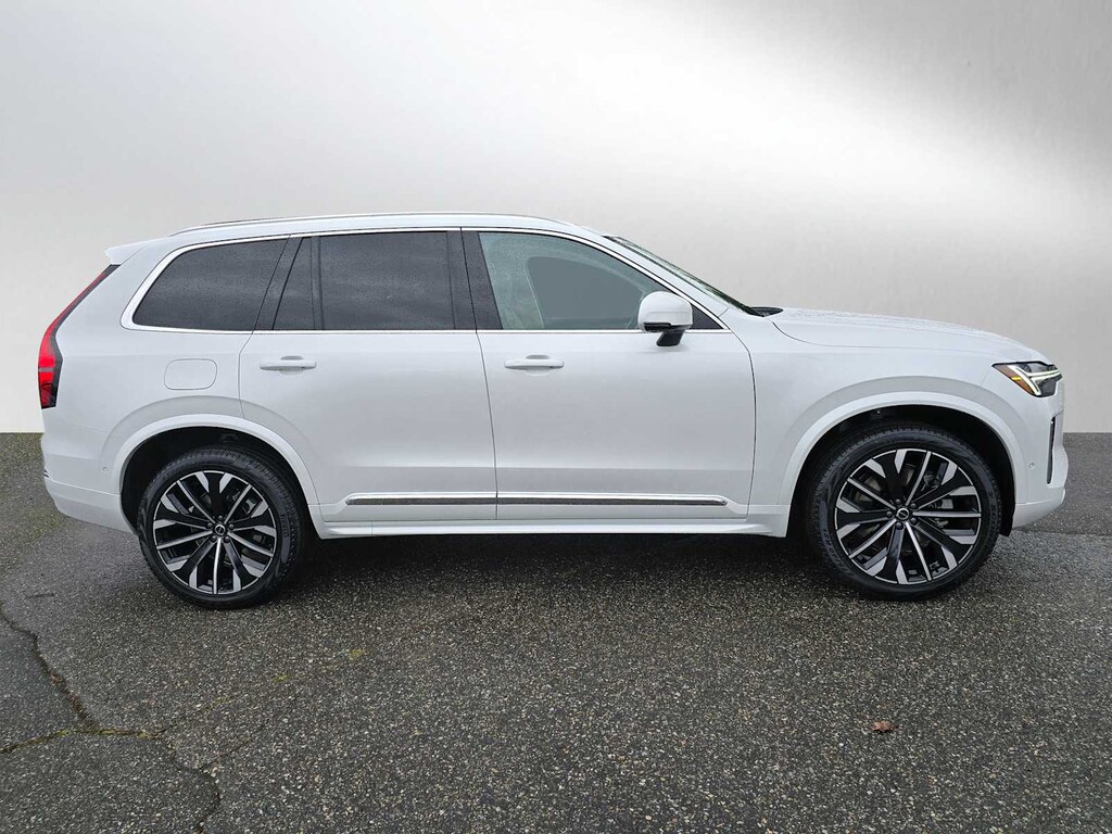 New 2026 Volvo XC90 plug-in hybrid T8 Ultra 7-Seater SUV