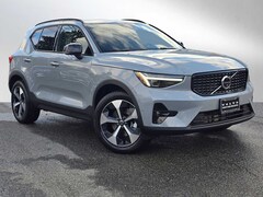 2026 Volvo XC40 B5 Plus AWD SUV