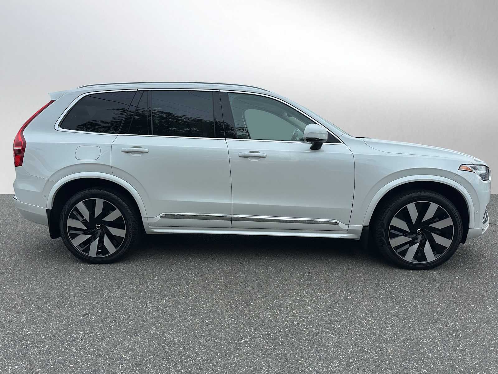 Certified 2023 Volvo XC90 Ultimate with VIN YV4H600A4P1967710 for sale in Bellevue, WA