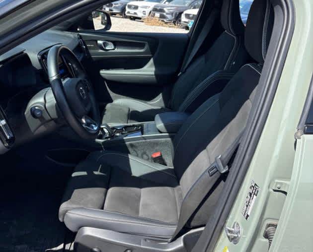 Used 2023 Volvo XC40 Ultimate with VIN YV4ED3UMXP2081500 for sale in Bellevue, WA
