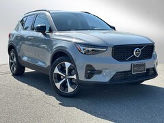 2026 Volvo XC40 B5 Plus AWD SUV