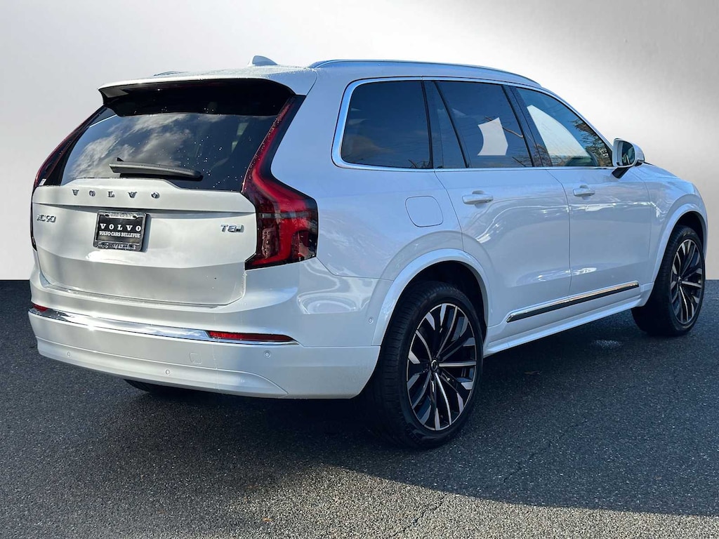 New 2026 Volvo XC90 plug-in hybrid T8 Plus 7-Seater SUV