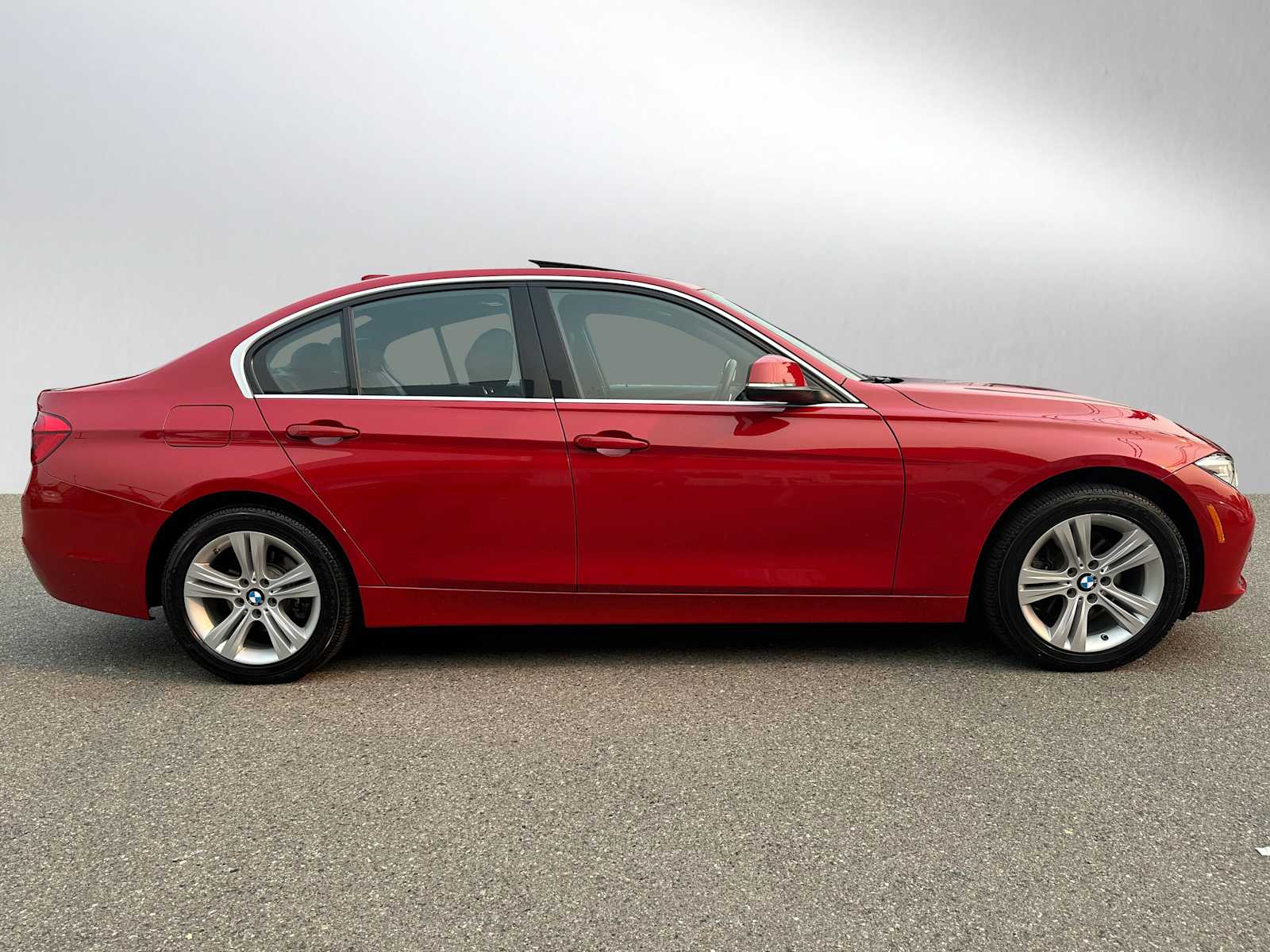 2018 Bmw 330i xDrive Sedan photo 2