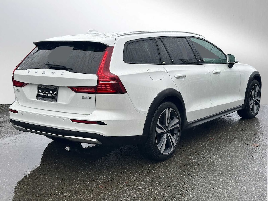 Certified 2025 Volvo V60 Cross Country B5 Plus Wagon