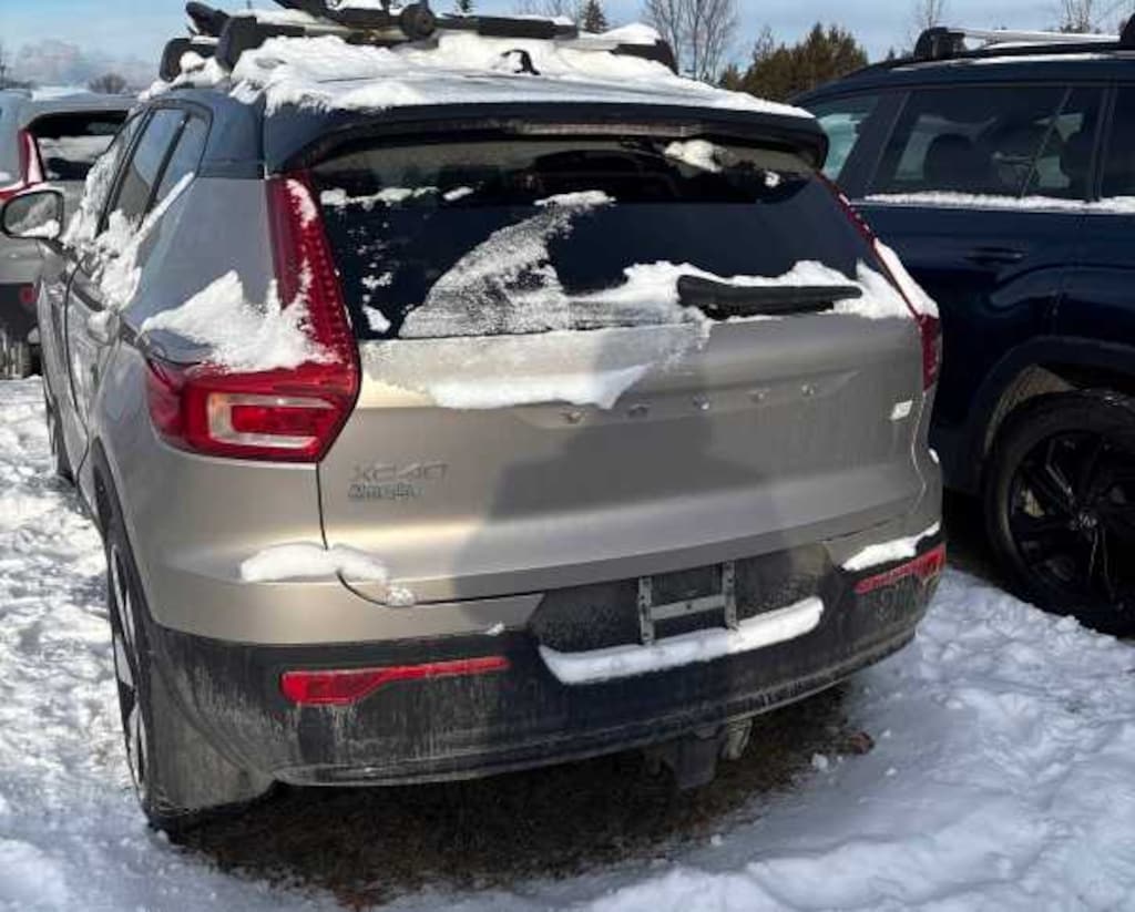 Used 2023 Volvo XC40 Recharge Pure Electric Ultimate SUV
