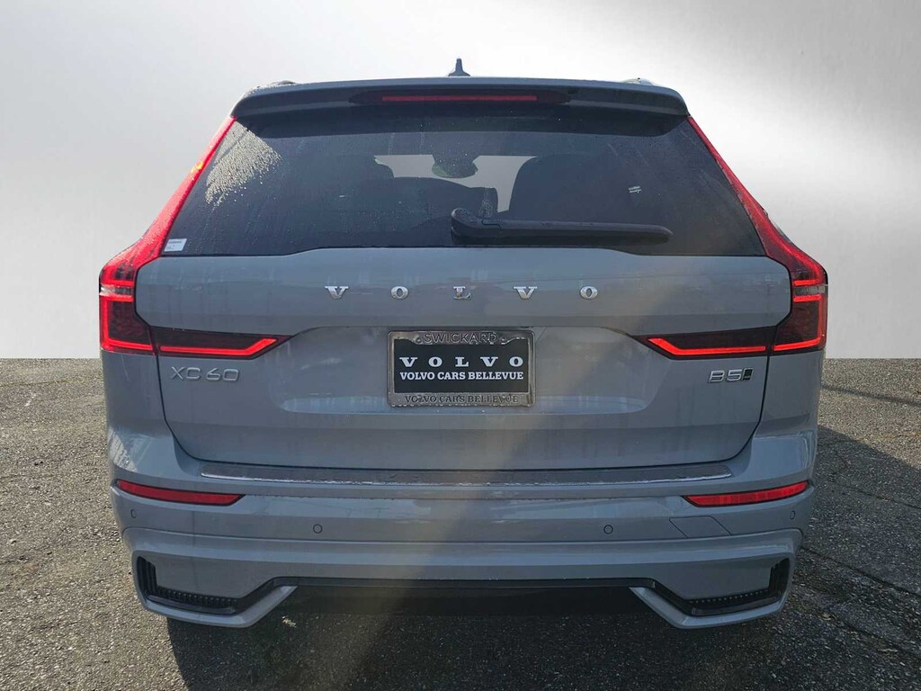 New 2026 Volvo XC60 B5 Ultra SUV
