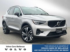2025 Volvo XC40 B5 Plus Dark Theme All-Wheel Drive SUV