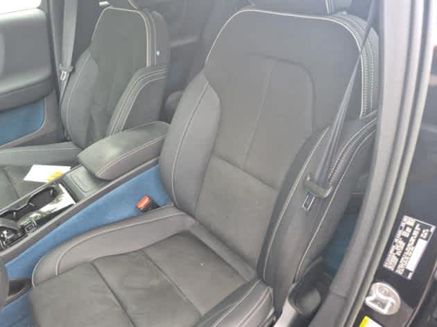 Used 2023 Volvo XC40 Ultimate with VIN YV4ED3UM0P2065161 for sale in Bellevue, WA