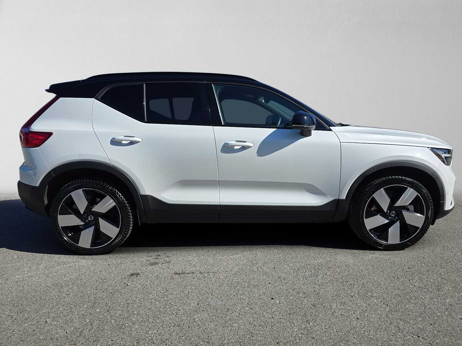 Certified 2023 Volvo XC40 Ultimate with VIN YV4ED3UM6P2085379 for sale in Bellevue, WA