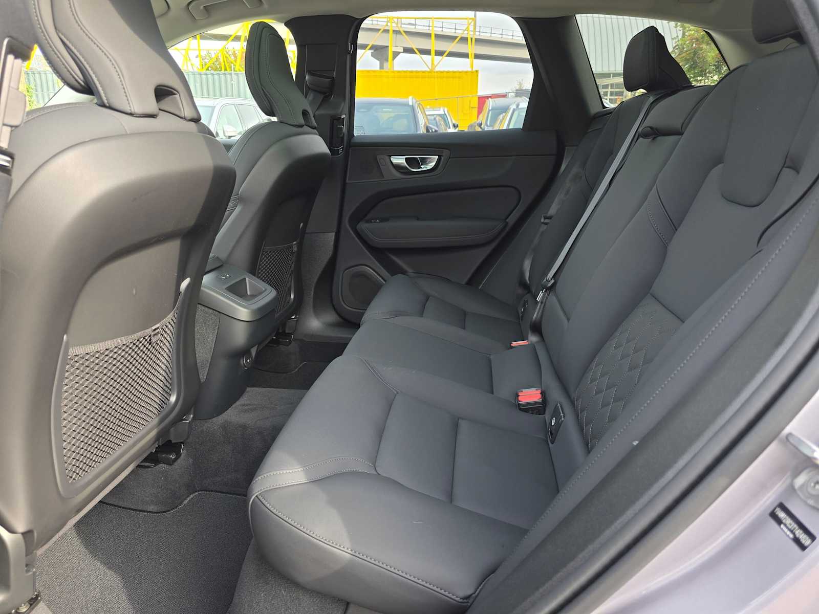 2026 Volvo XC60 Plus - Photo 15