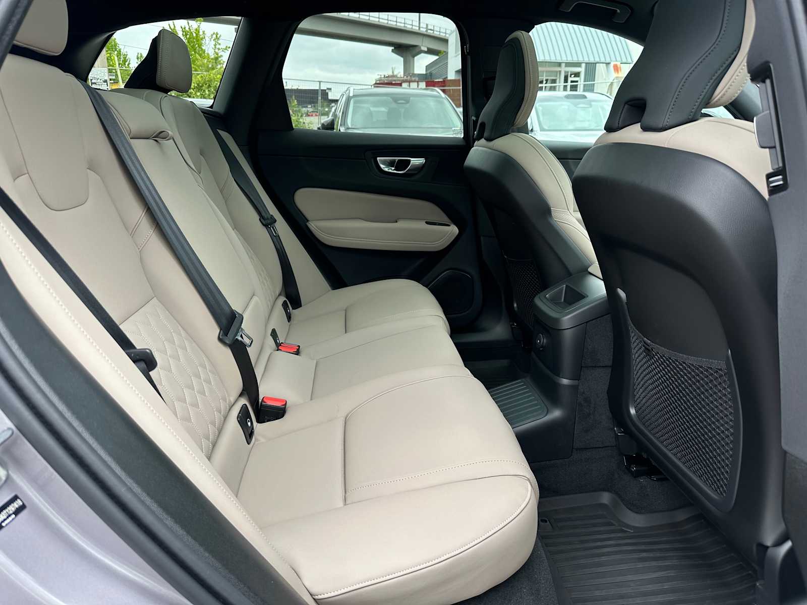 2026 Volvo XC60 Core - Photo 12