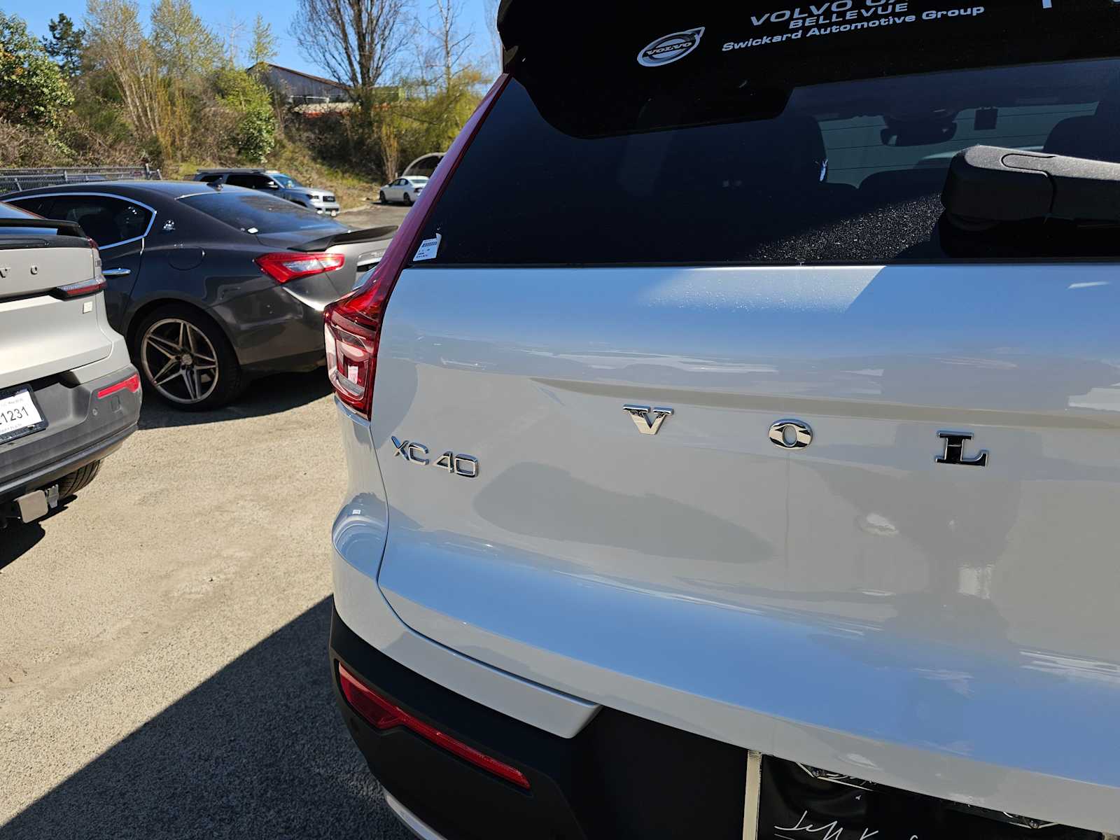 2025 Volvo XC40 Core - Photo 13
