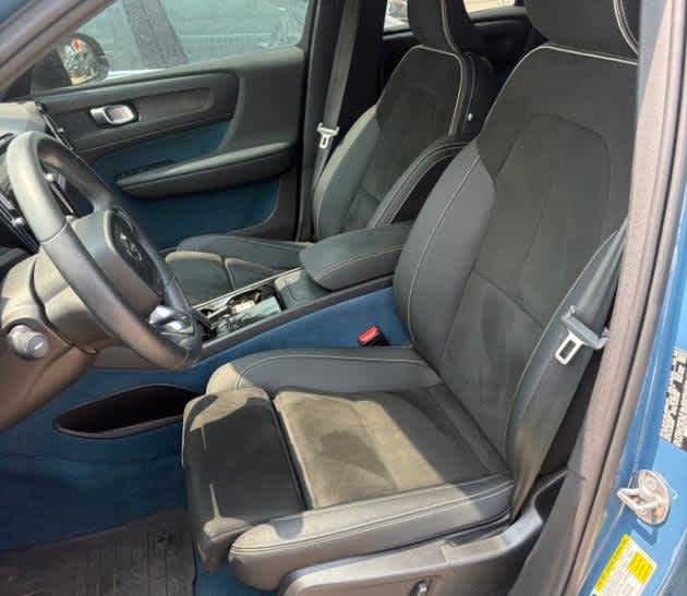 Used 2023 Volvo XC40 Plus with VIN YV4ED3UW2P2026847 for sale in Bellevue, WA