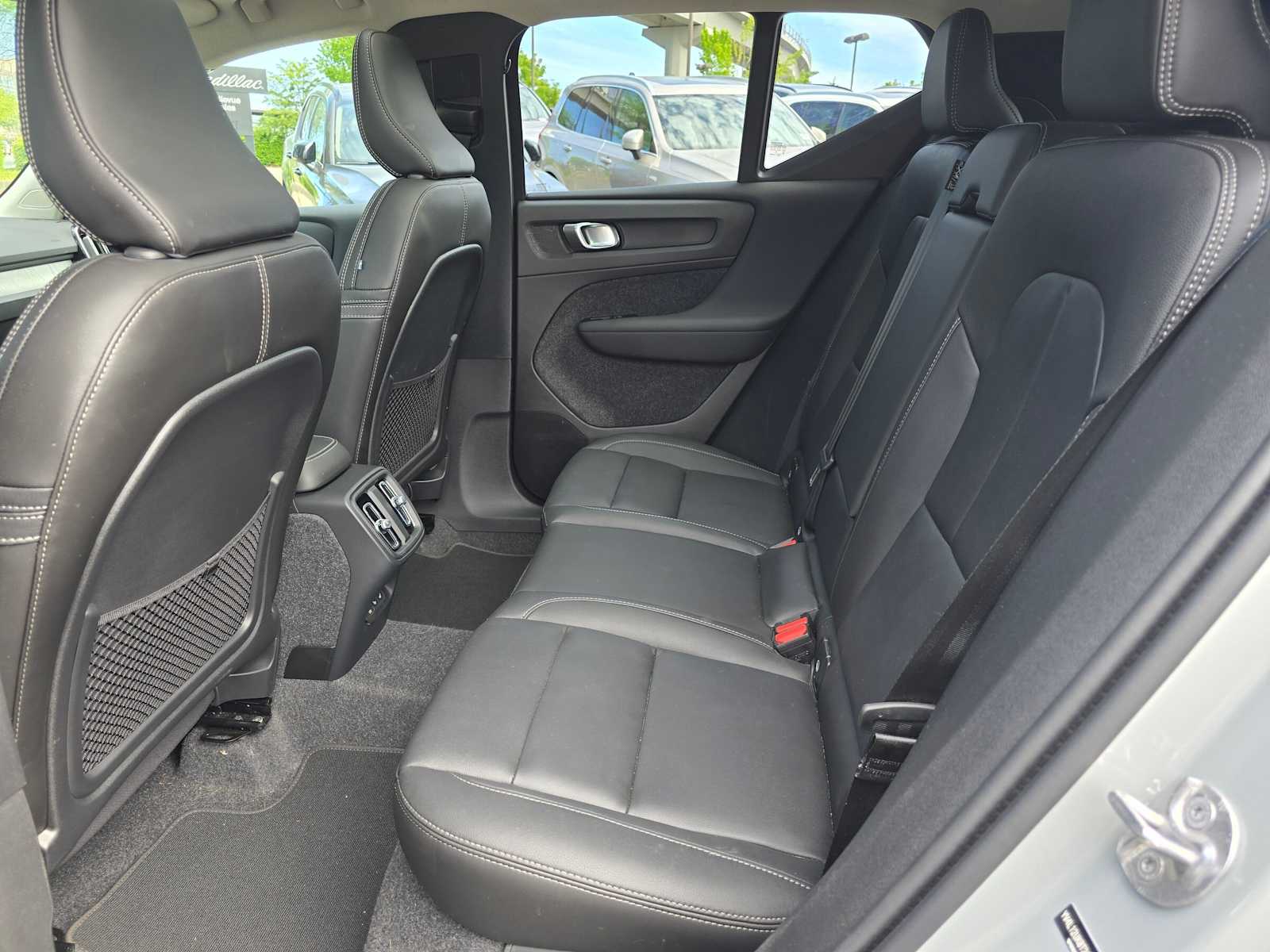 2026 Volvo XC40 Core - Photo 15