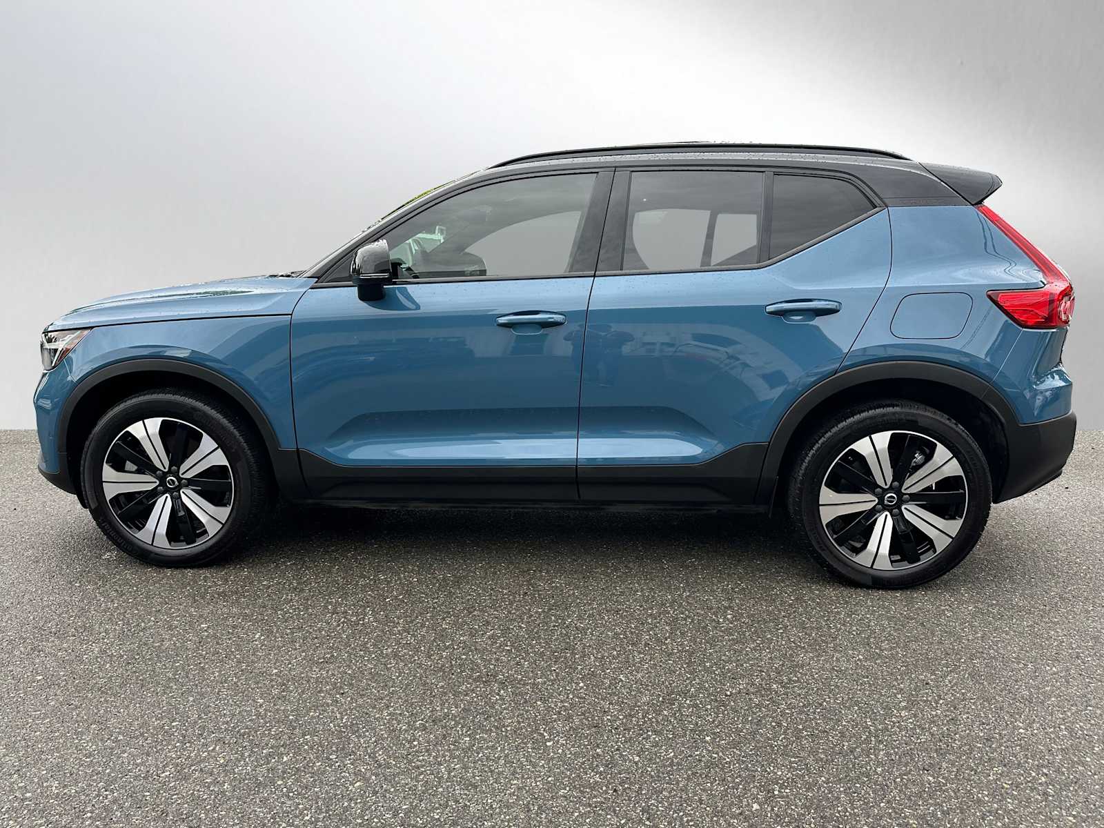 Certified 2023 Volvo XC40 Plus with VIN YV4ED3UL5P2951970 for sale in Bellevue, WA