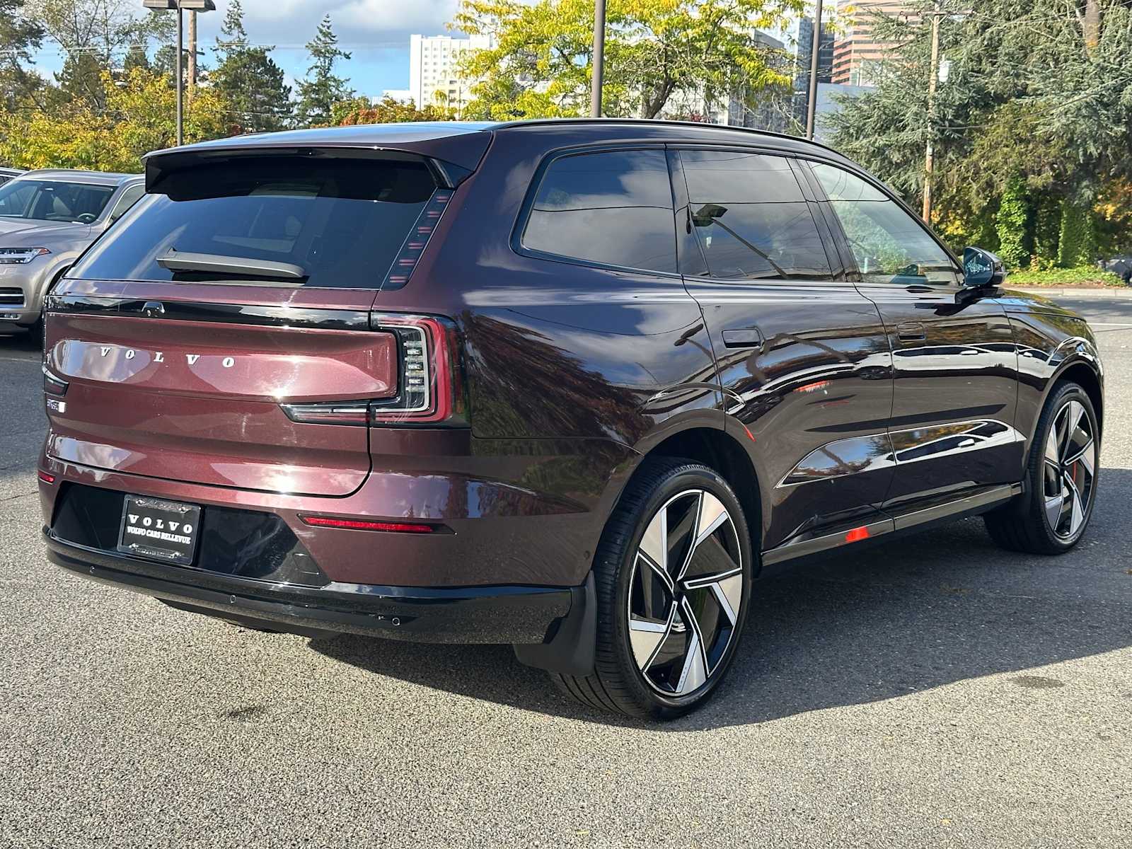 2025 Volvo EX90 Twin Motor Performance Ultra photo 4