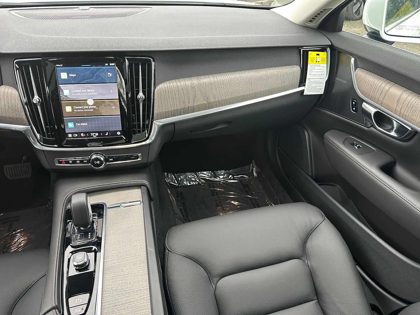 2025 Volvo S90 Plus - Photo 18