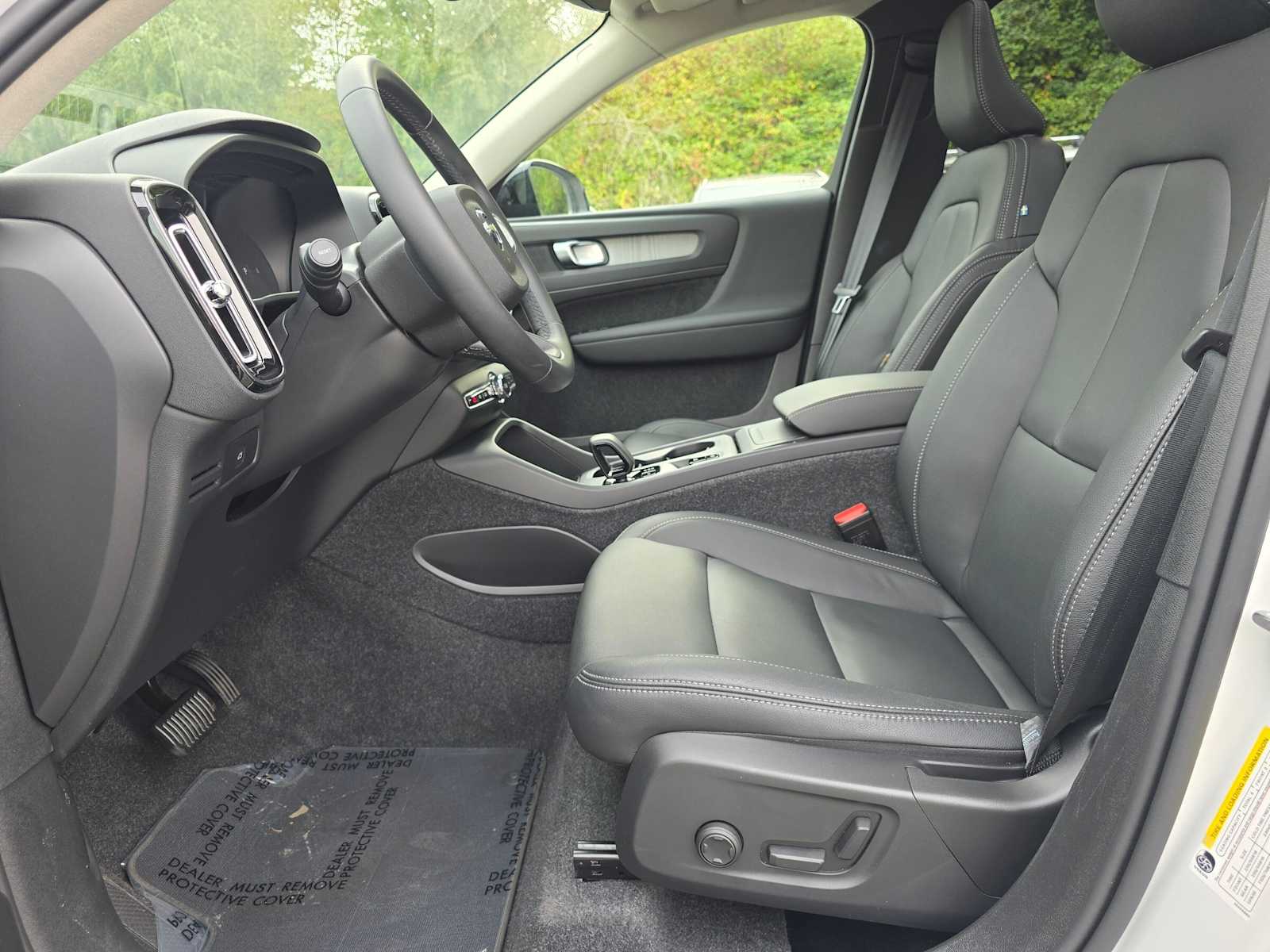 2026 Volvo XC40 Core - Photo 19