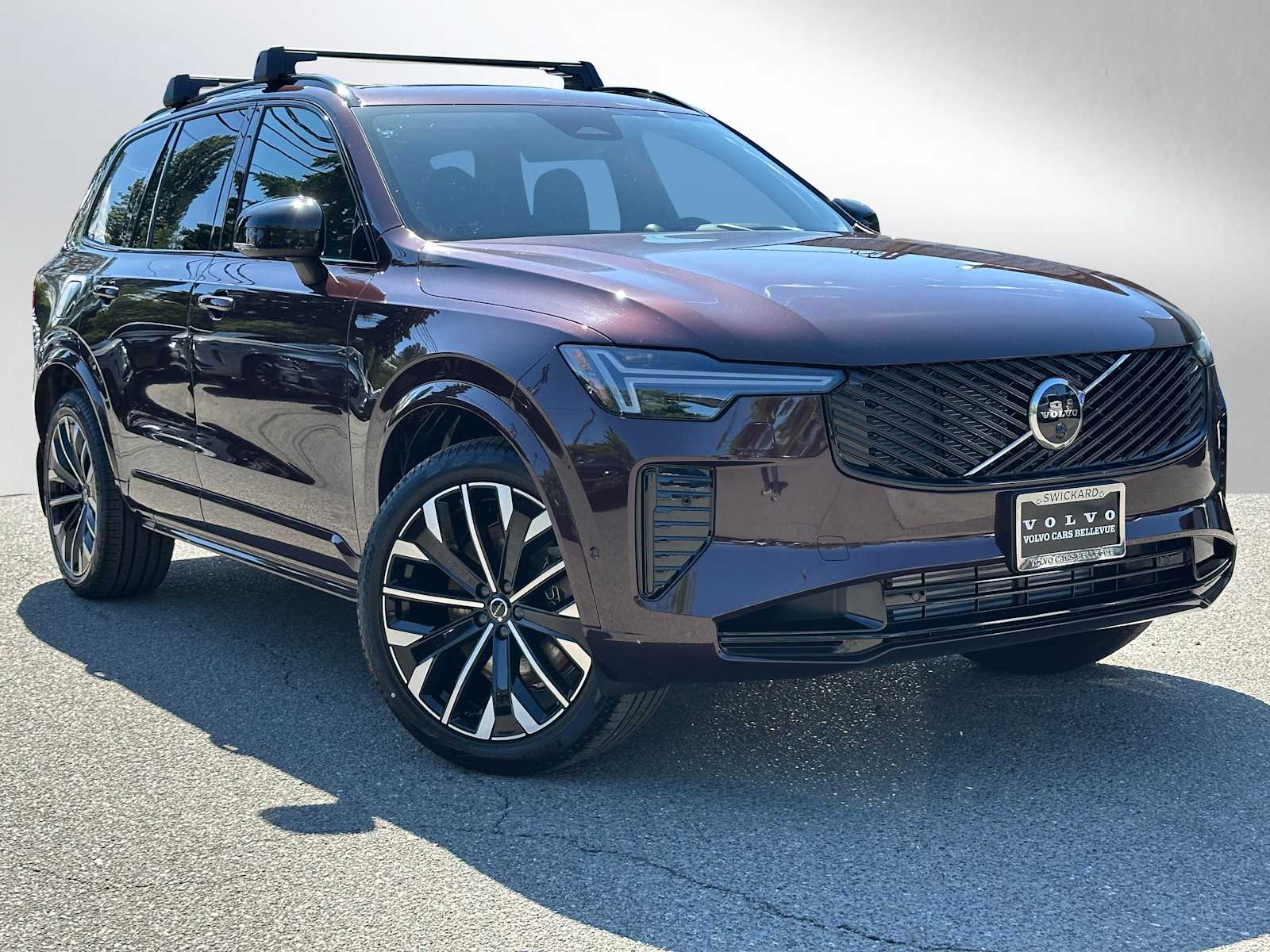 2026 Volvo XC90 T8 Recharge Ultra Dark 6-Seater 4WD's photo