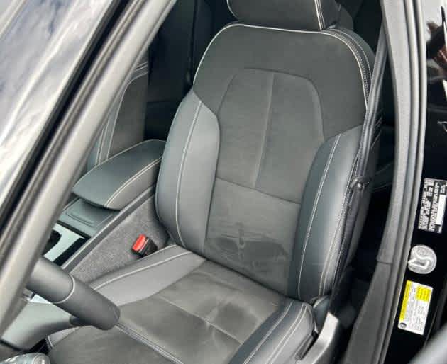 Used 2023 Volvo XC40 Ultimate with VIN YV4ED3UM5P2085180 for sale in Bellevue, WA