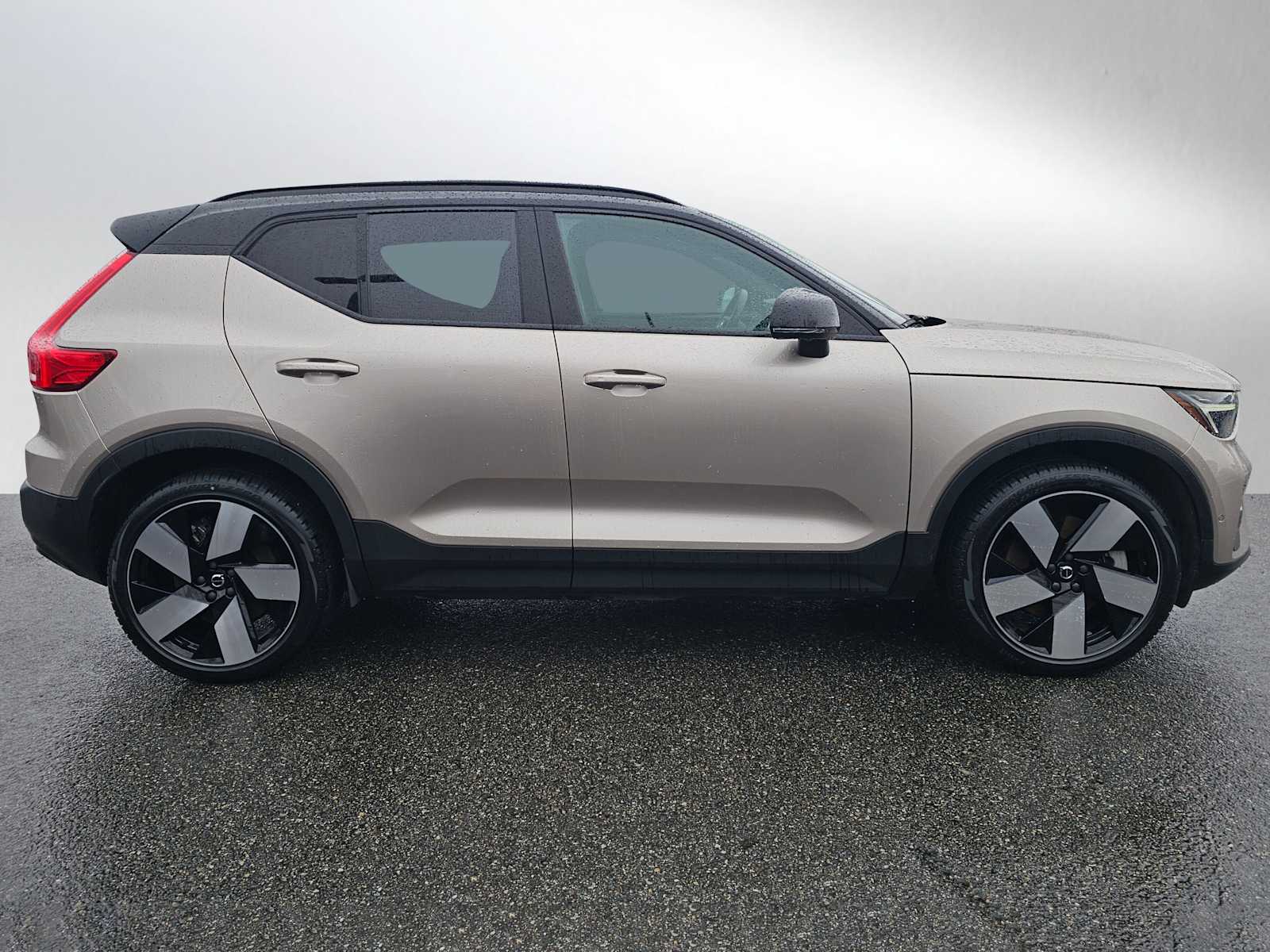 Certified 2023 Volvo XC40 Plus with VIN YV4ED3UW8P2982768 for sale in Bellevue, WA