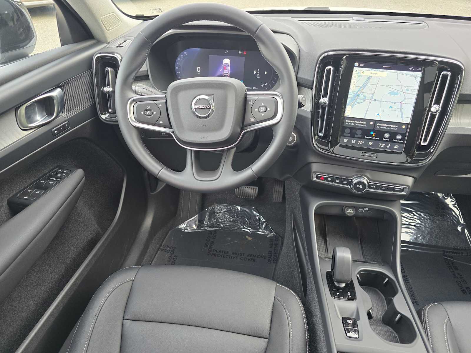 2026 Volvo XC40 Core - Photo 17