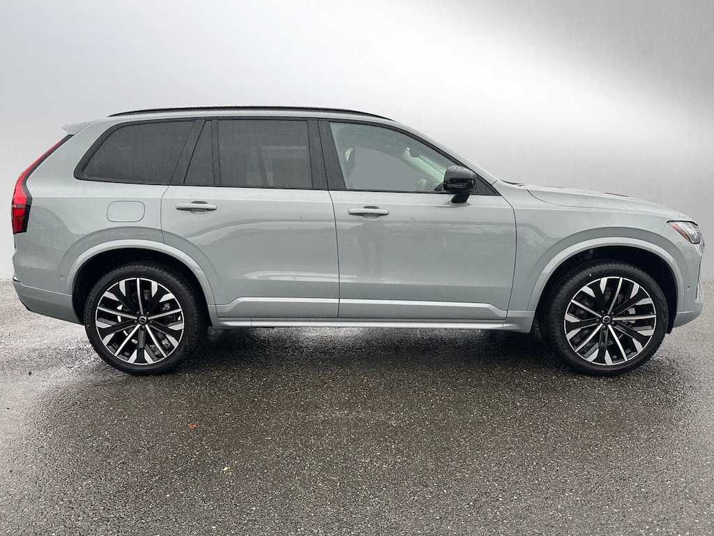 New 2026 Volvo XC90 B6 Ultra Dark Theme 7-Seater SUV