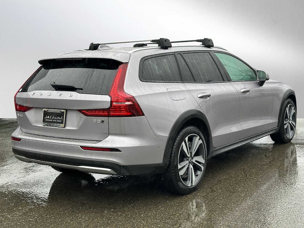Used 2026 Volvo V60 Cross Country B5 Plus Wagon
