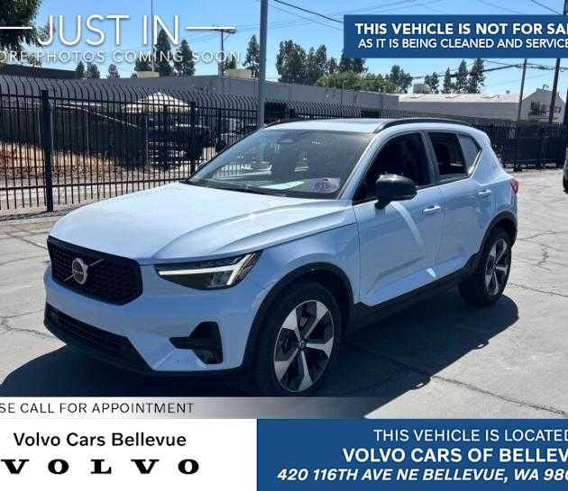 2024 Volvo XC40
