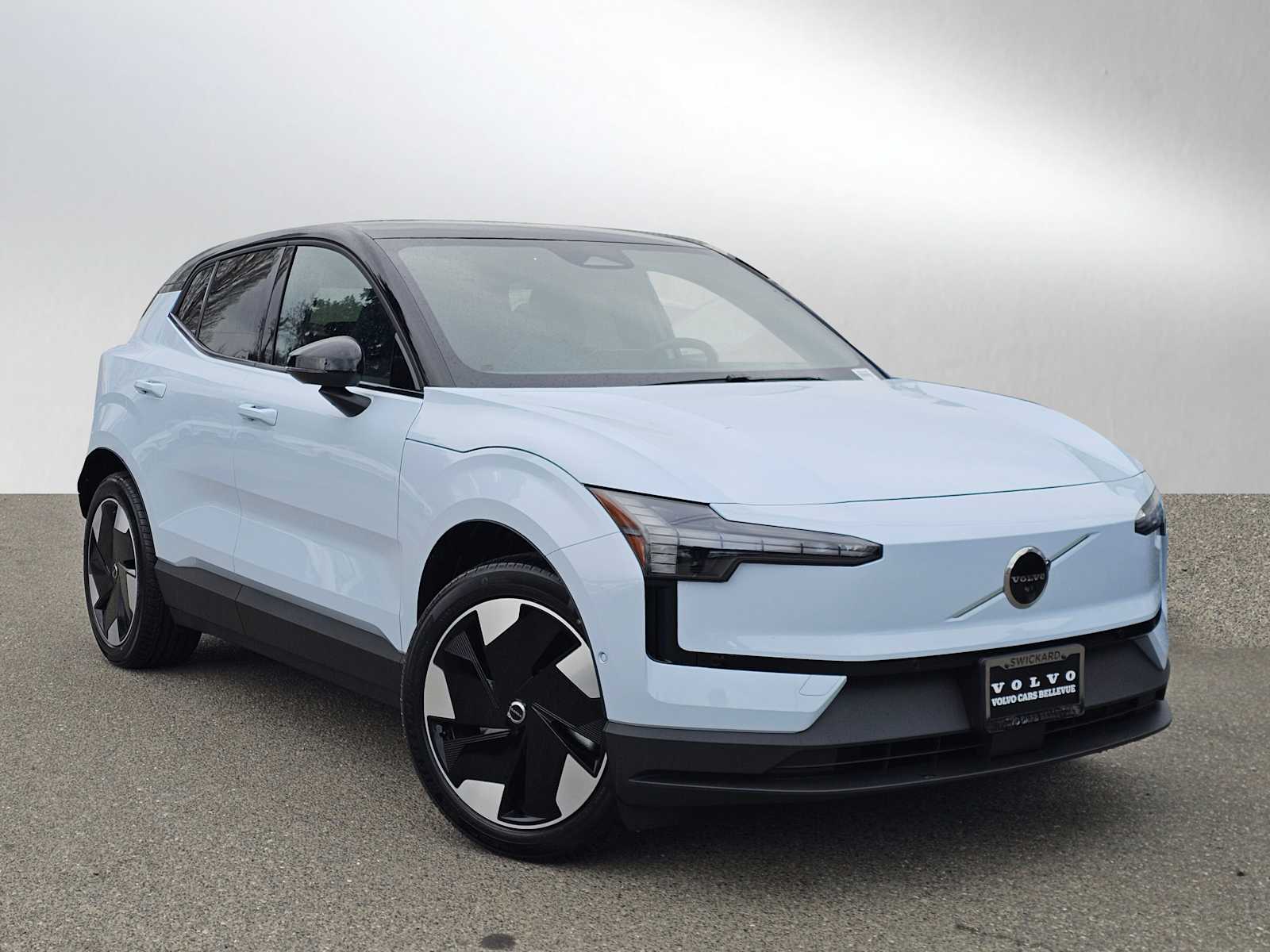2026 Volvo EX30 Twin Motor Performance Ultra's photo