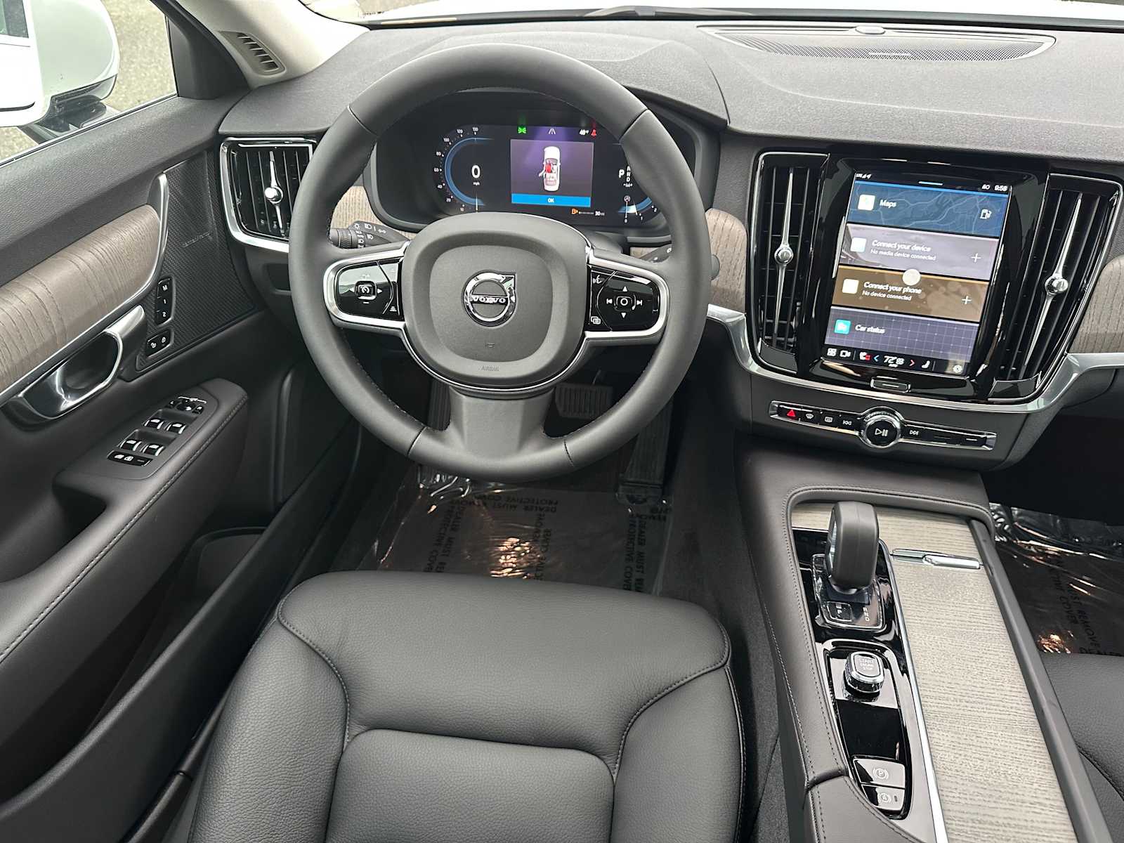 2025 Volvo S90 Plus - Photo 17