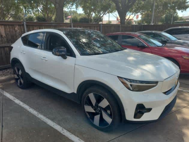 2023 Volvo C40 Recharge Ultimate photo 3