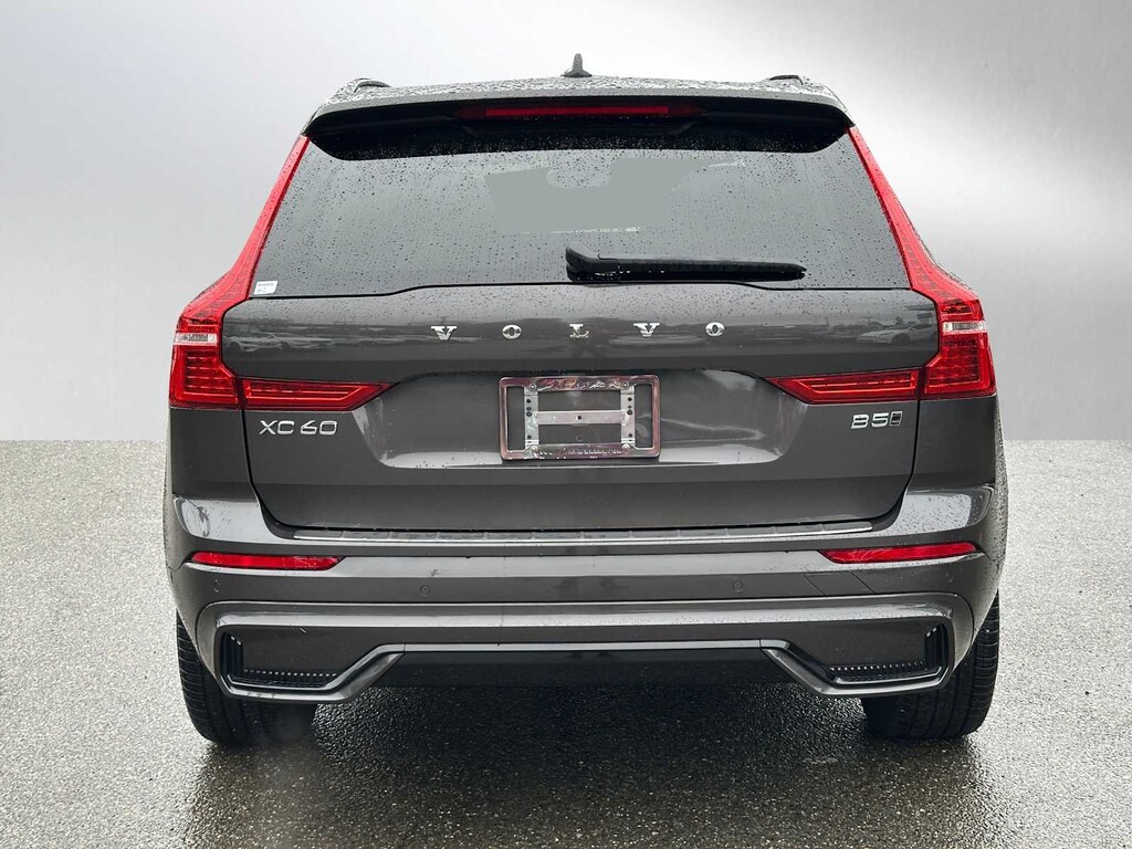 Used 2025 Volvo XC60 B5 Ultra SUV