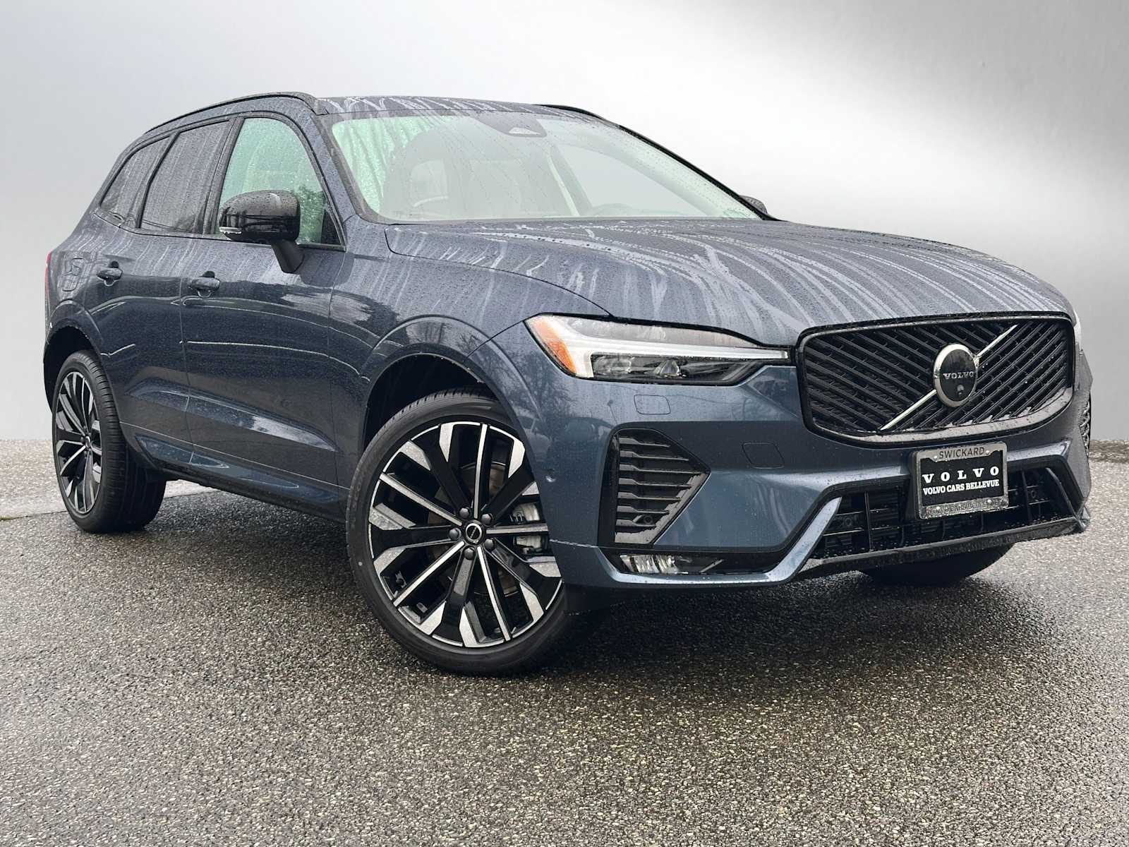 2026 Volvo XC60 Ultra's photo