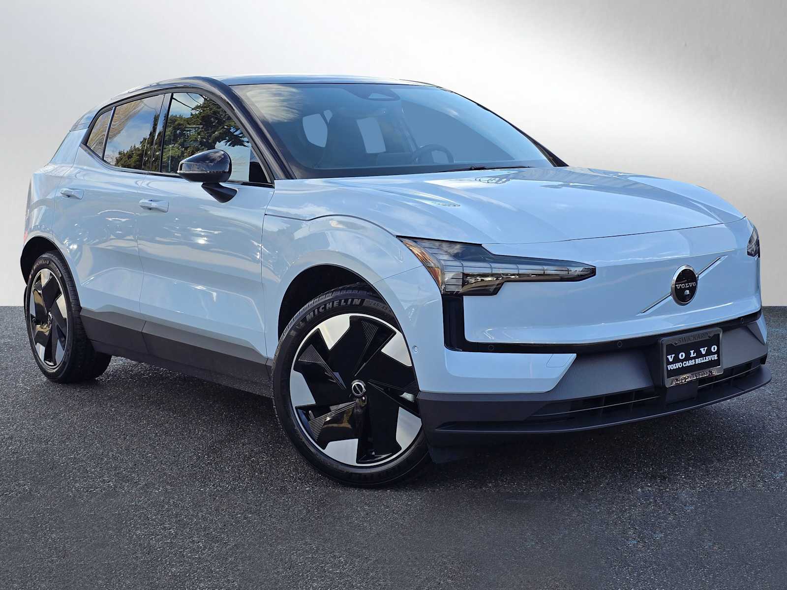 2026 Volvo EX30 Twin Motor Performance Plus's photo