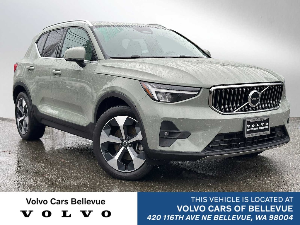 Certified 2023 Volvo XC40 B5 AWD Plus Bright SUV