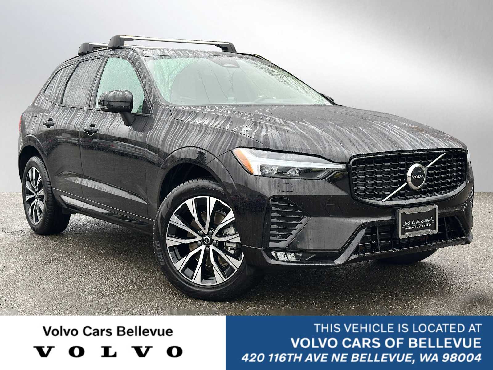 2025 Volvo XC60 Core's photo