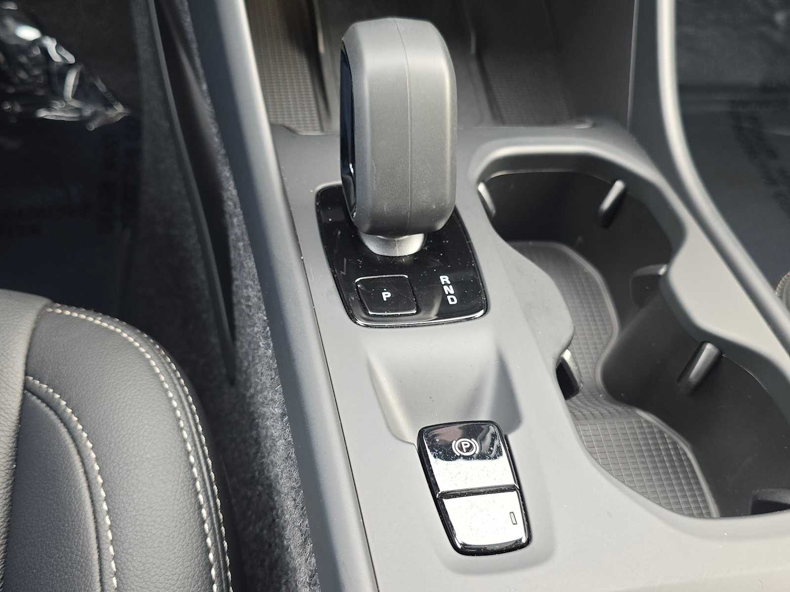 2026 Volvo XC40 Core - Photo 30